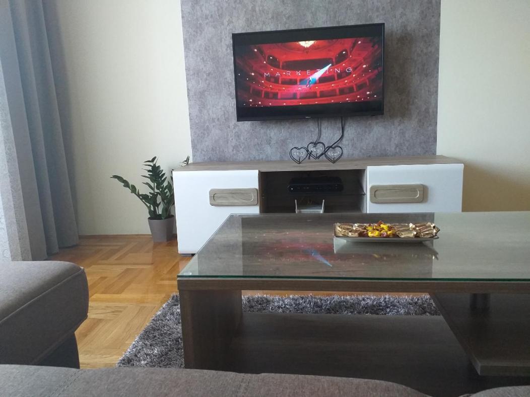Aphrodite Apartment Podgorica Eksteriør bilde